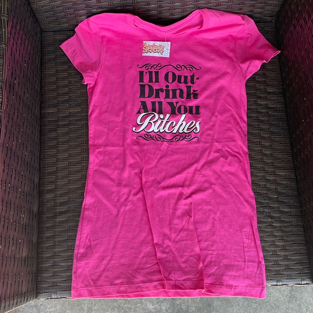 Adult medium Tshirt